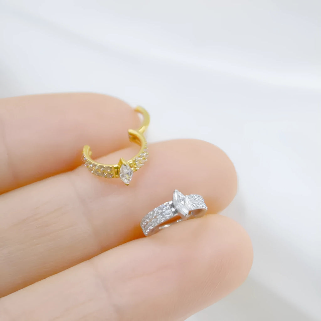 Heart-shaped zircon earrings with diamond treatment in 316 titanium steel, silver or gold colour options