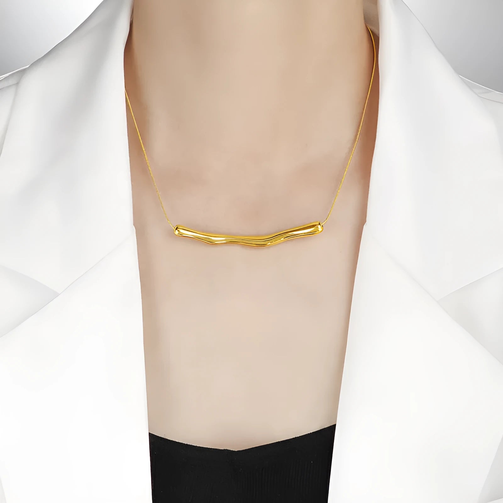 Women's irregular pleated titanium steel necklace in gold or steel electroplated colours