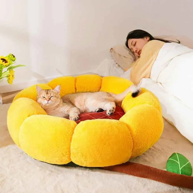 Cat nest mat in green dinosaur colour, PV velvet crystal super soft, size M 45x45x16cm