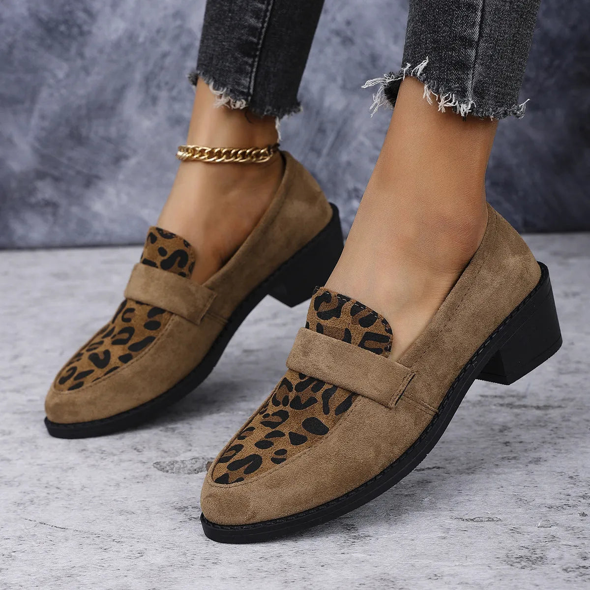 Leopard print suede slip-on shoes with a chunky heel and pointed toe in brown colour