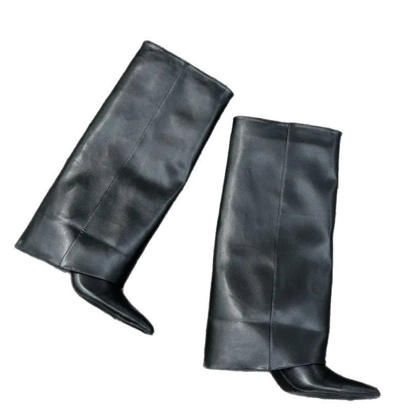 Children's pointed toe high heel boots in black with wedge heel and microfiber upper