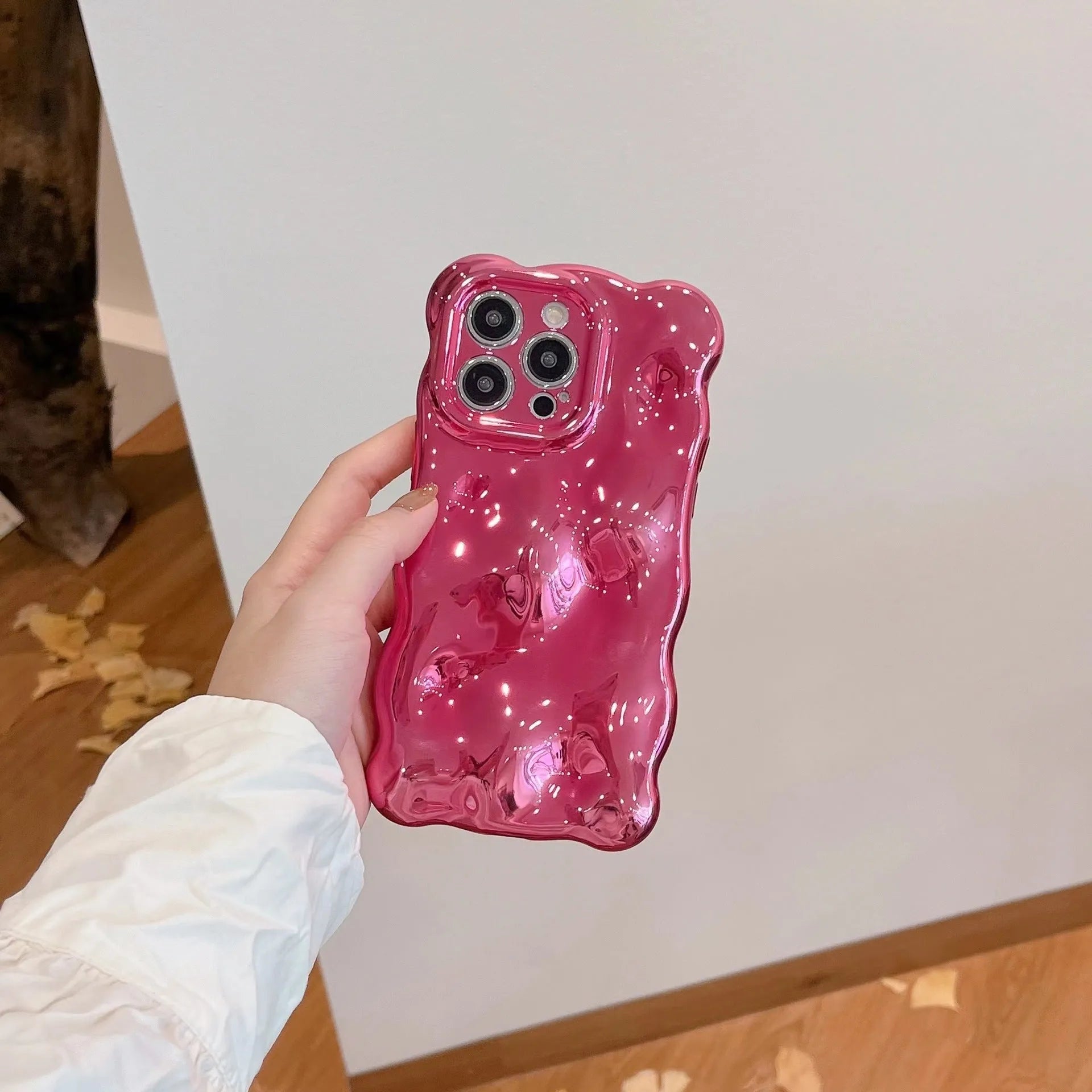 TPU phone case with bubble shell electroplating finish in silver for iPhone