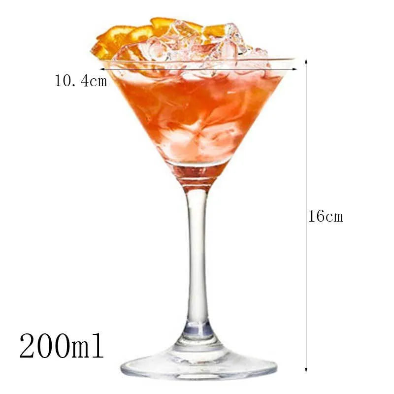 Transparent lead-free glass cocktail glass with seamless flat base and satin-board wall design