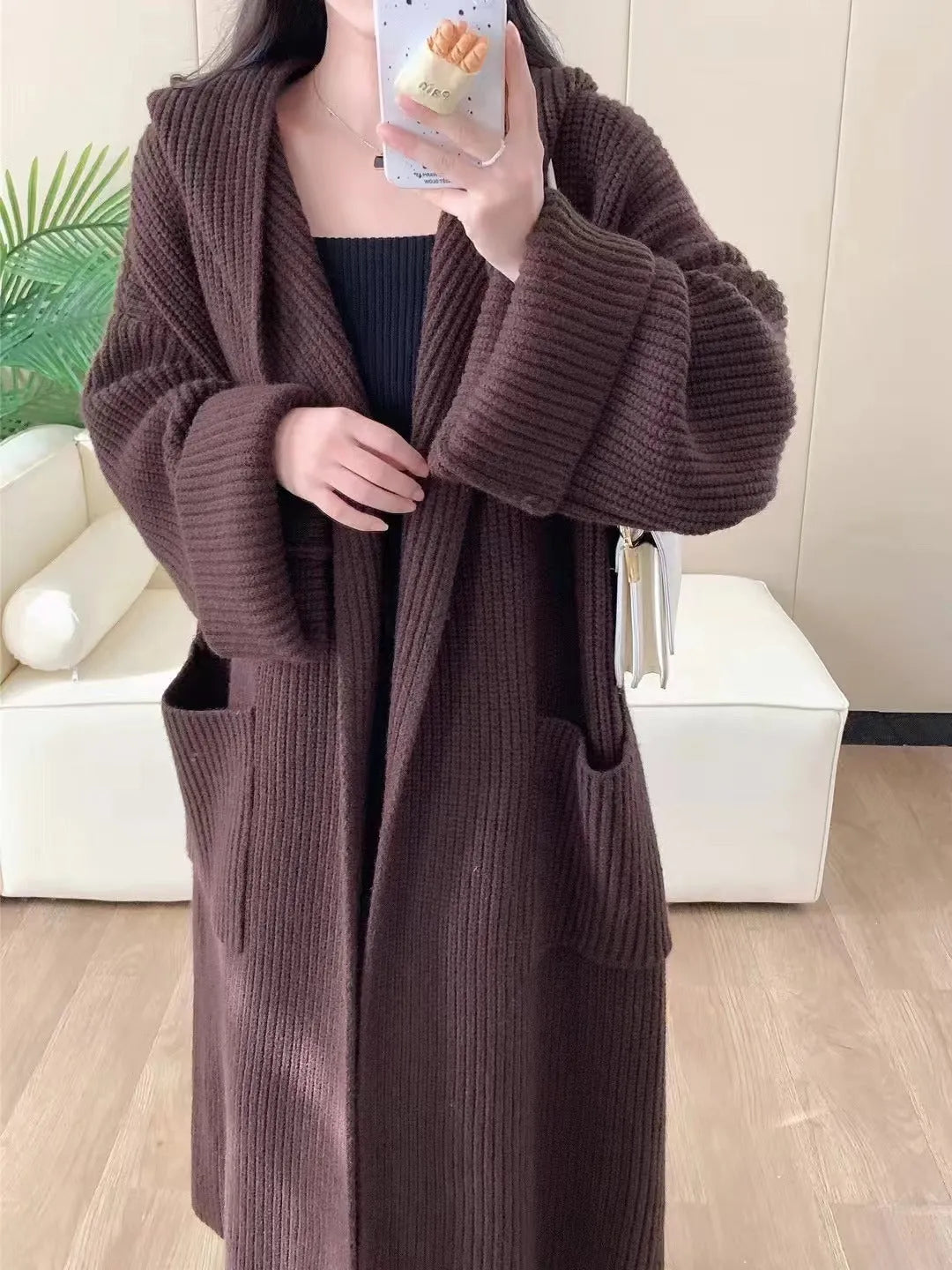 Loose hooded sweatshirt cardigan coat with raglan sleeves in acrylic fibre