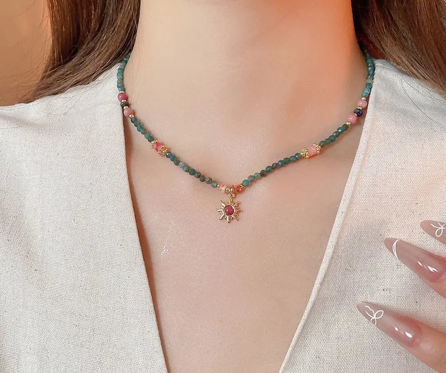 Freshwater pearl necklace with electroplated sun pendant on 41-50 cm clavicle chain
