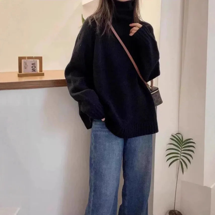 Women's loose turtleneck sweater with thick curling pile collar in polyester mesh fabric