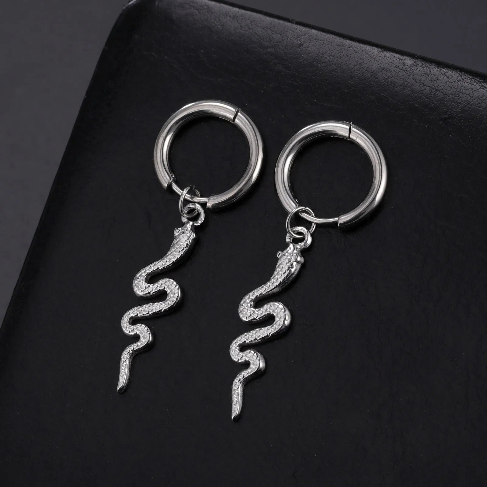 Vintage snake earrings with 18K gold-plated stainless steel and ear clip design