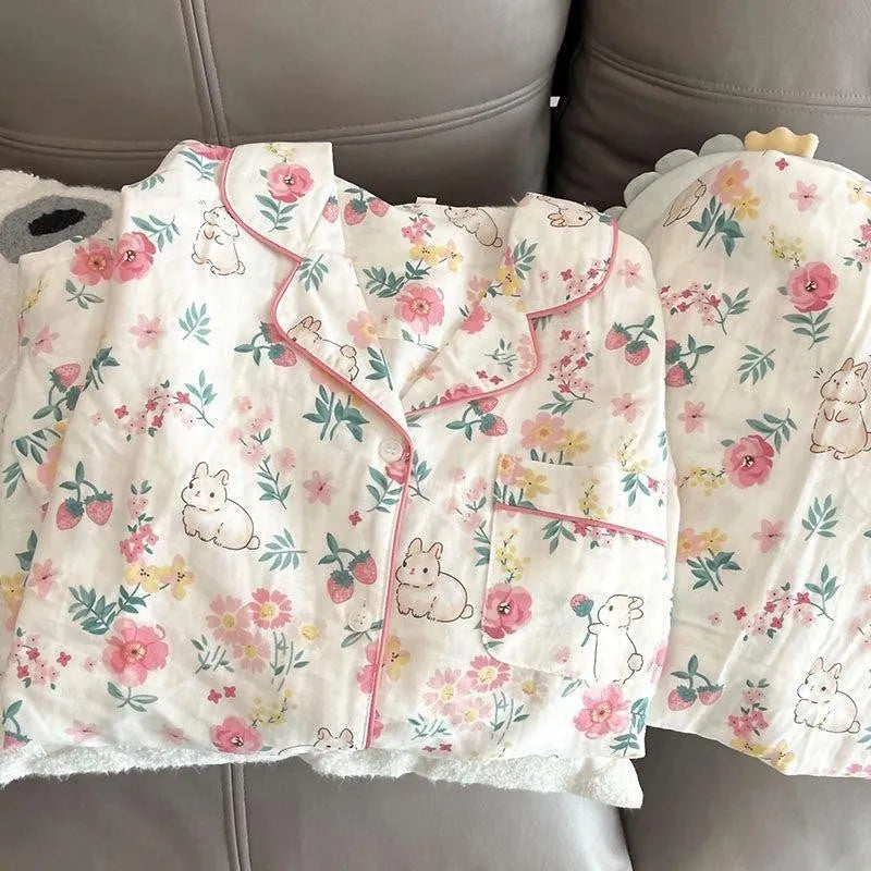 Sweet And Simple Cardigan pajama set for girls in cloud cotton with long sleeves and cartoon print