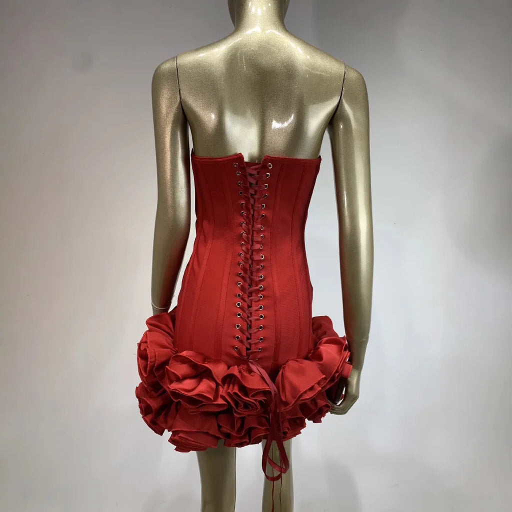 Solid colour women's dress in black, red, or white with mid waist design and urban style