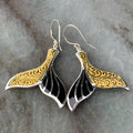 Women's fishtail design earrings with whale motif in white gold colour retro style