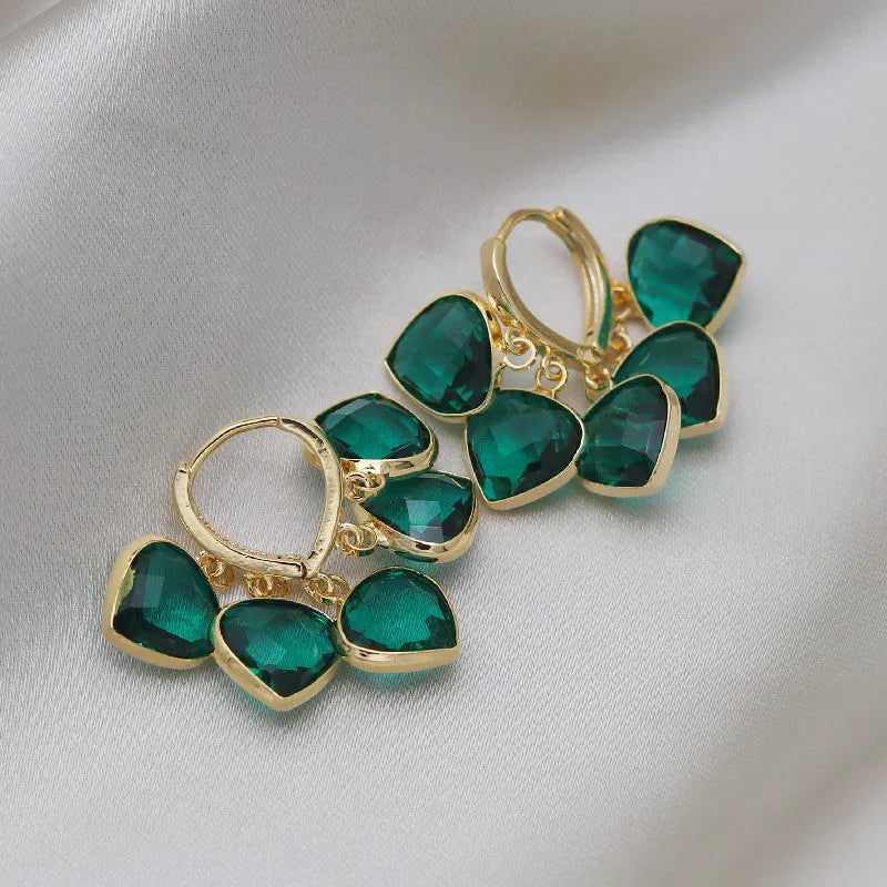 Korean style green heart pendant glass ear clip earrings with alloy inlay artificial gemstone details