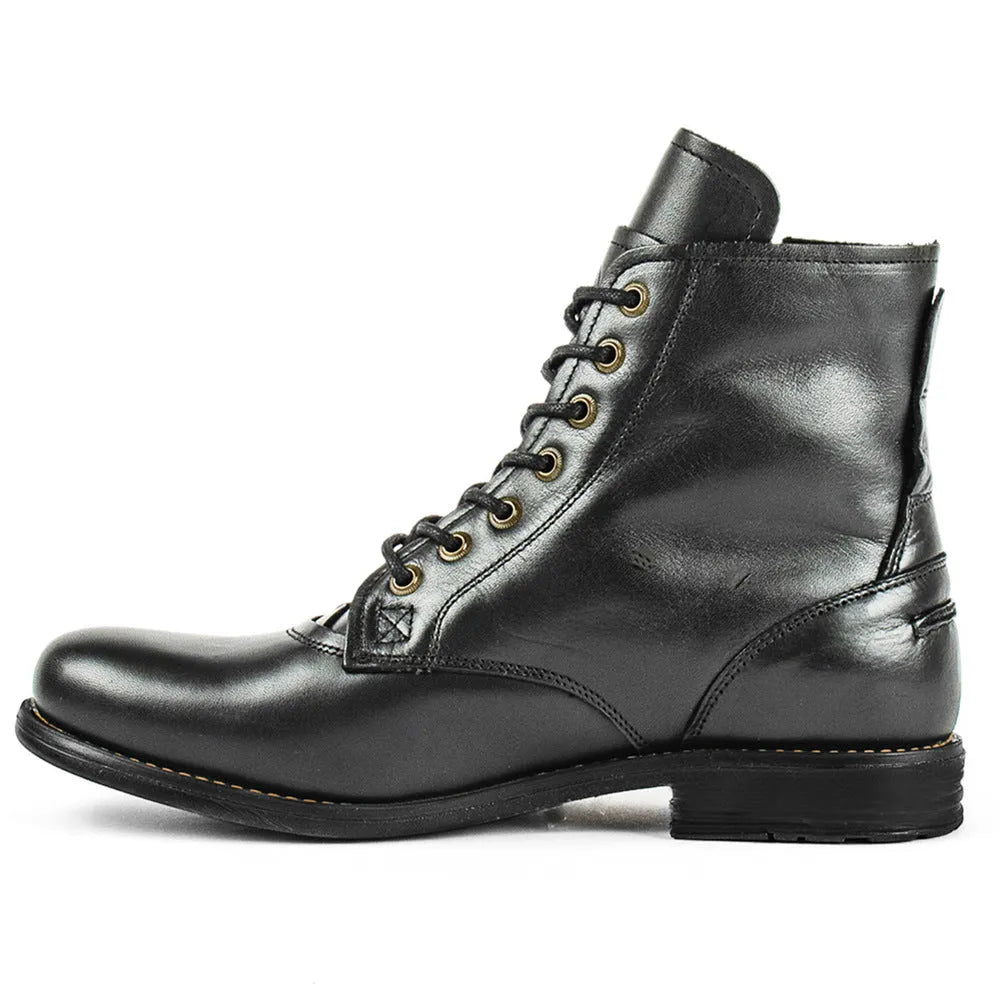 Knight Series men's black leather ankle boots with side zipper and waxed two-tone finish.