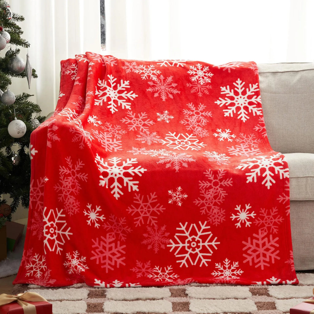 Soft flannel Christmas blanket in polyester fibre showing available colour options and size range