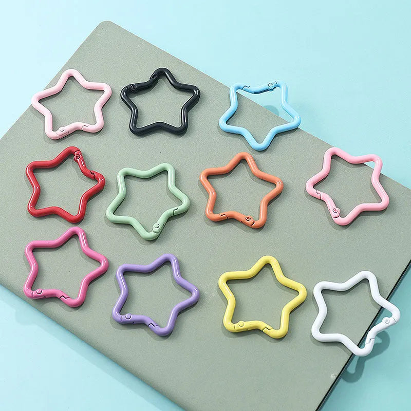 Zinc alloy five-pointed star keychain in multiple colour options for bag decoration