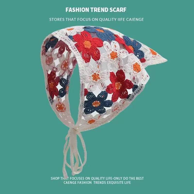Women's cotton triangle shawl with vintage floral print in retro French style