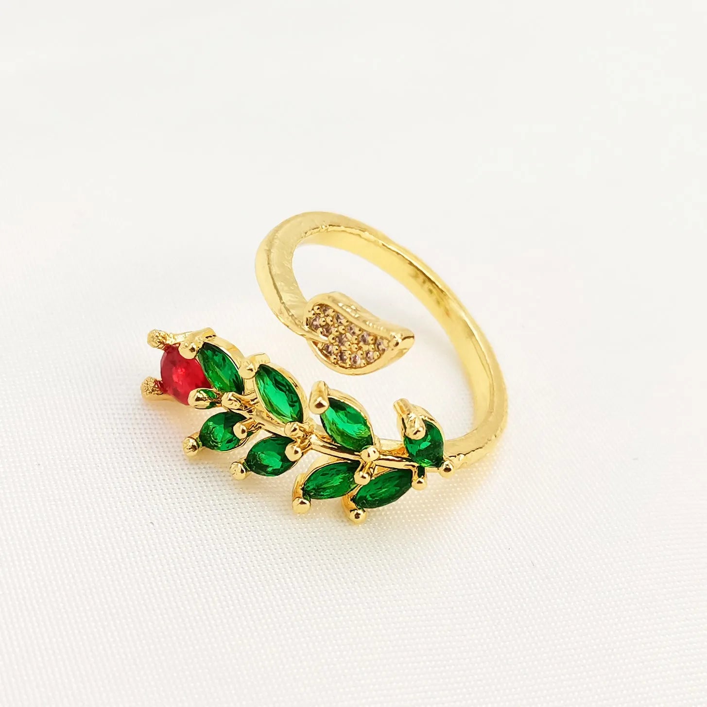 Women's geometric leaf open ring in gold plating with zircon accents on copper base