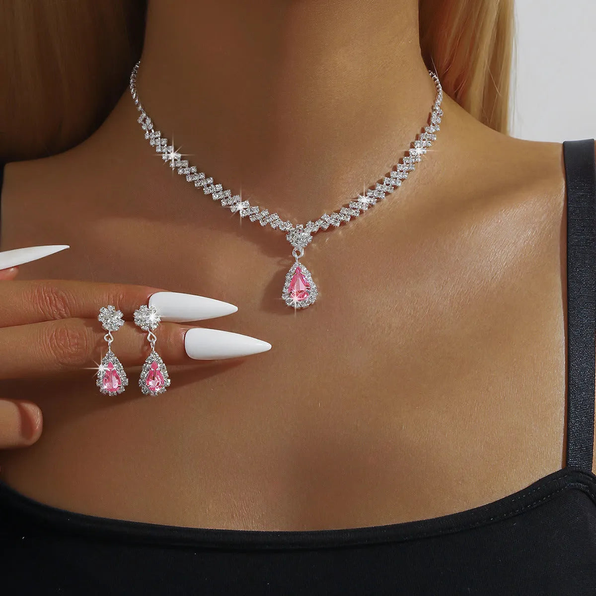 Claw chain rhinestone jewellery set with water drop design in multiple colour options