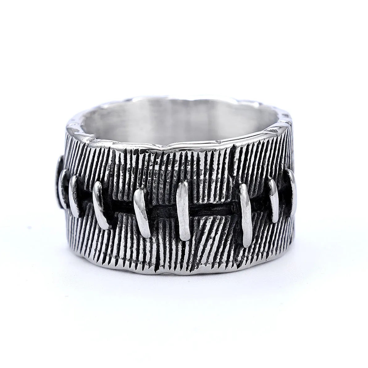 Titanium steel dark punk geometric U-shaped double ring in a retro colour on a size chart.