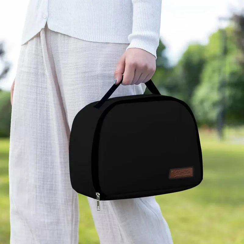 Insulated lunch box bag in textured cloth fabric with large capacity for bento containers