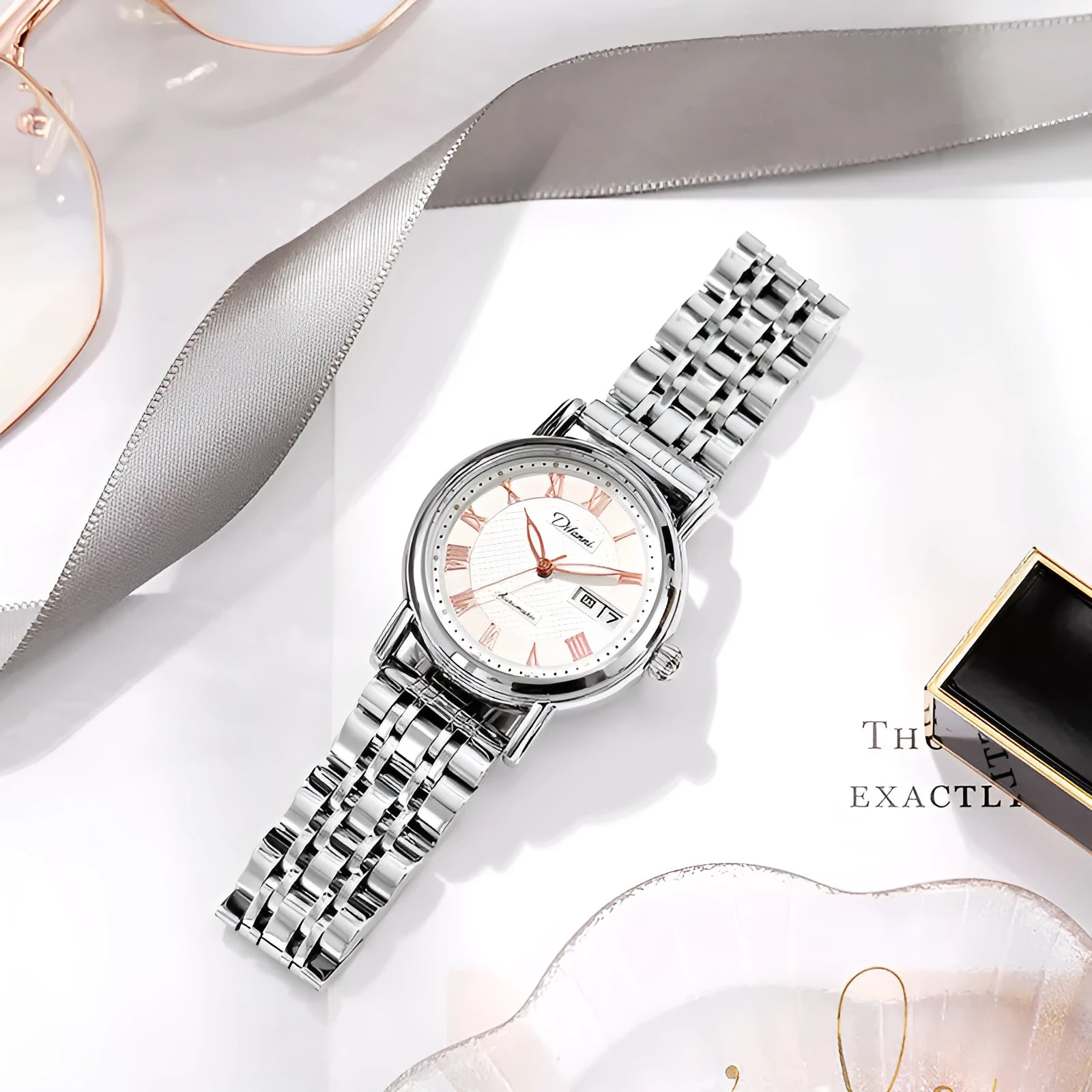 Automatic women's watch with steel bracelet and white dial, 12mm thick case