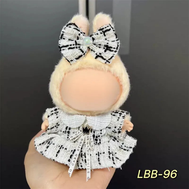 Plastic doll clothes costume for a 17cm tall vinyl figurine or action figure.