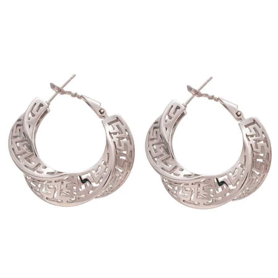 Women's geometric twisted round hollow stud earrings in silver or gold electroplated finish