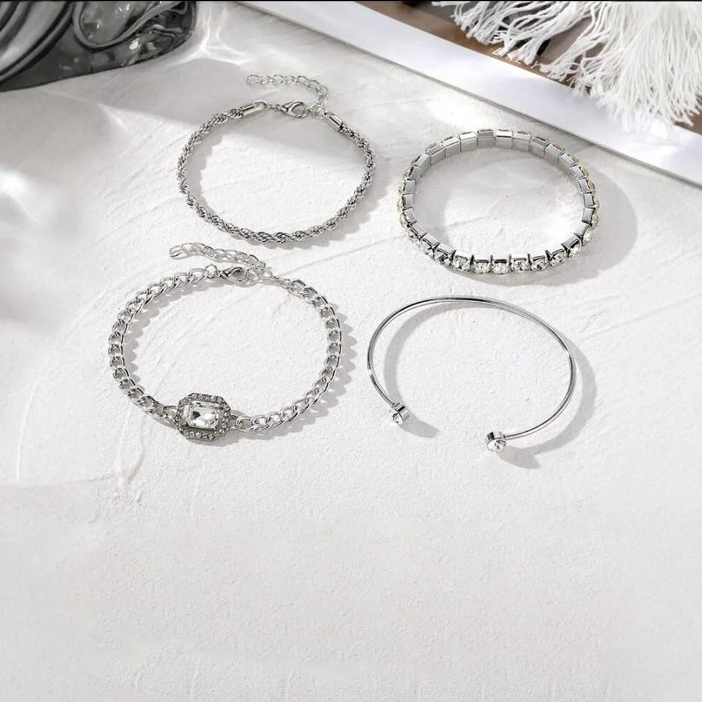 Retro geometric square diamond women's bracelet 4-piece set in gold or silver tone alloy metal
