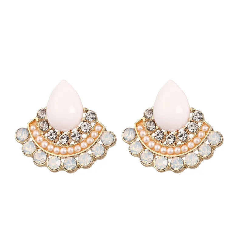 Women's silver retro fan-shaped rhinestone earrings with geometric design