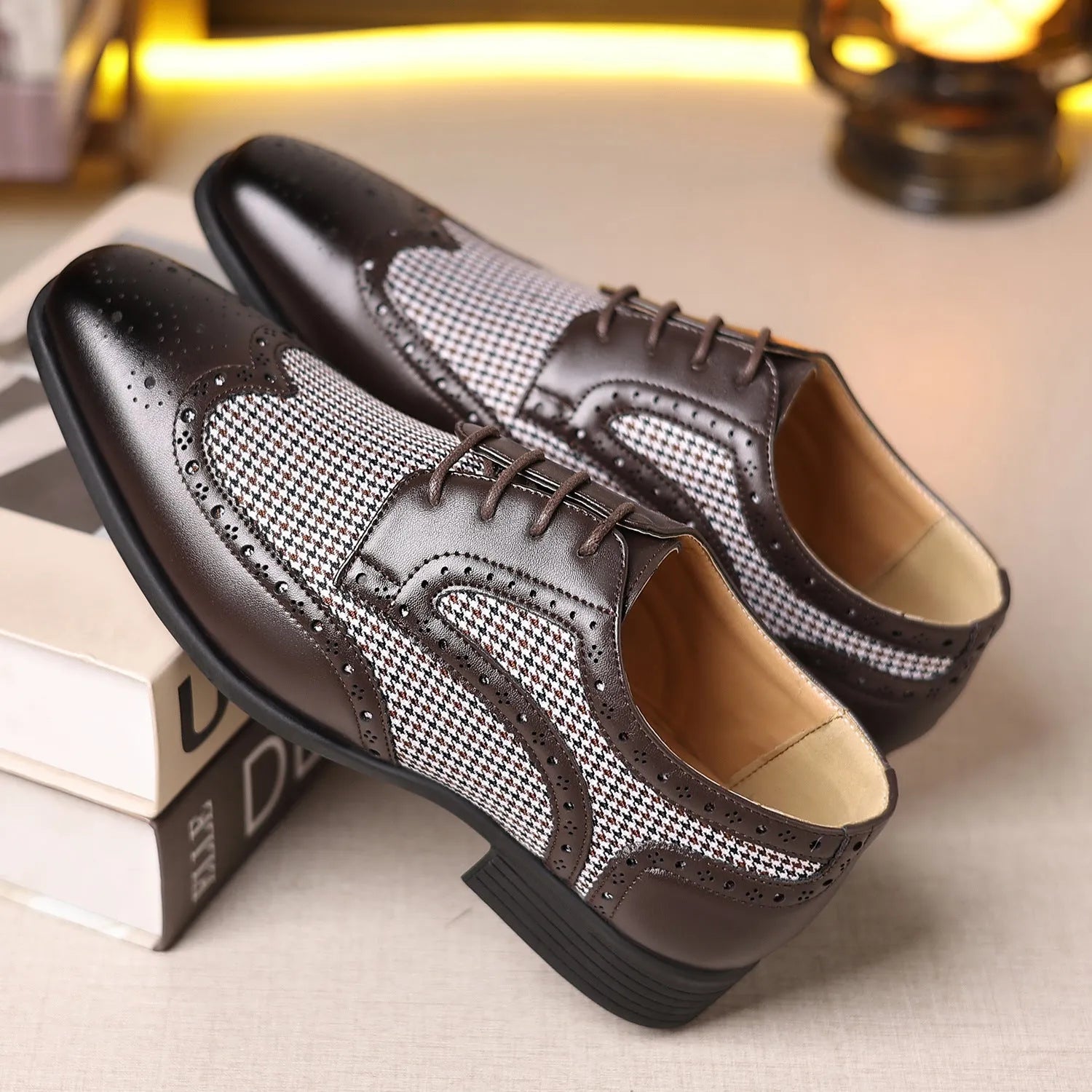 Men's casual leather shoes with imitation houndstooth plaid pattern, square toe, and front lace-up design