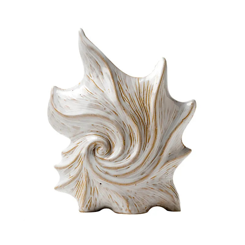 Ceramic vase with European retro style and coloured glaze finish in Hexi Li or Mo ni'an design