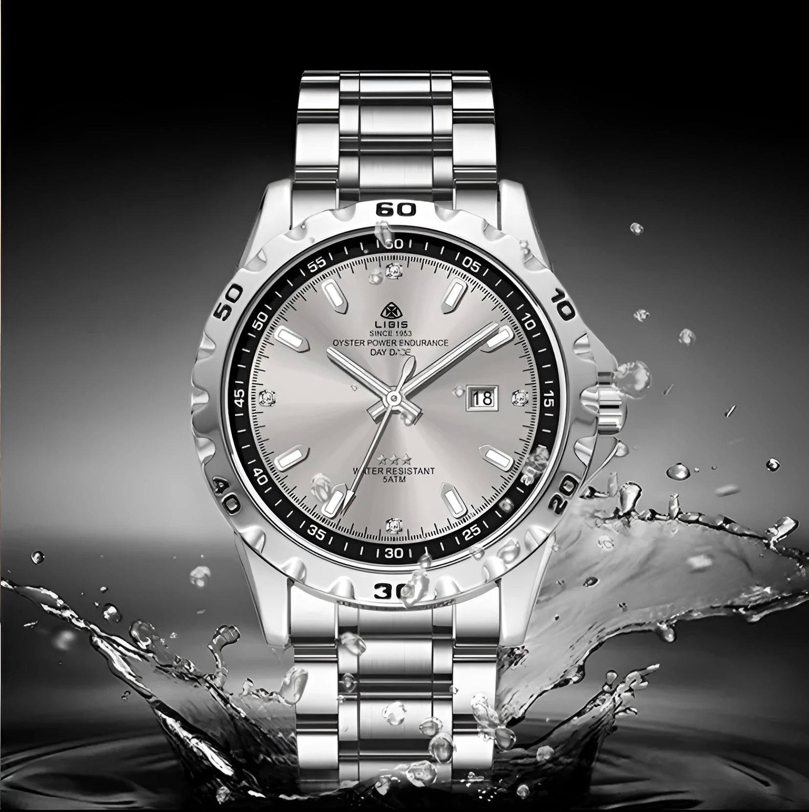 Men's silver quartz watch with luminous dial and stainless steel strap