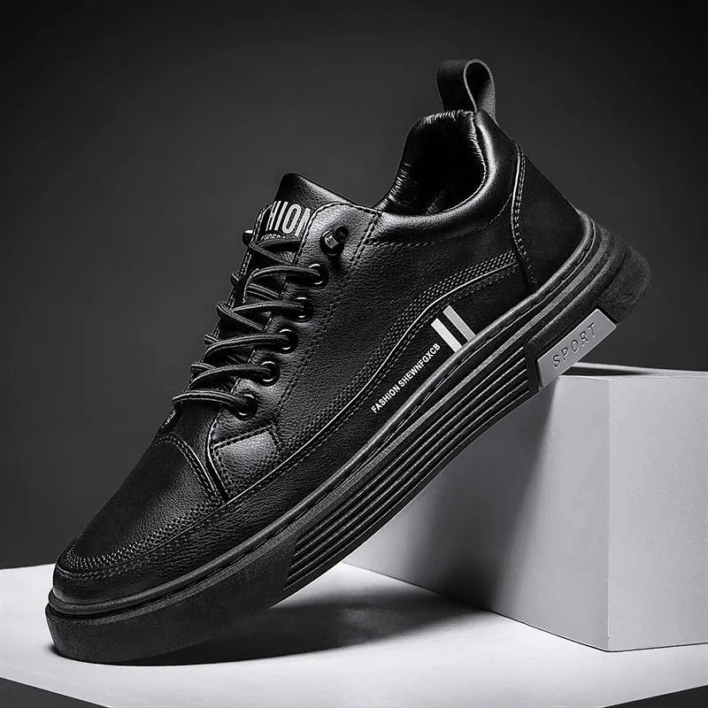 Men's white low-top skateboard shoes with elastic band and round toe stitching details