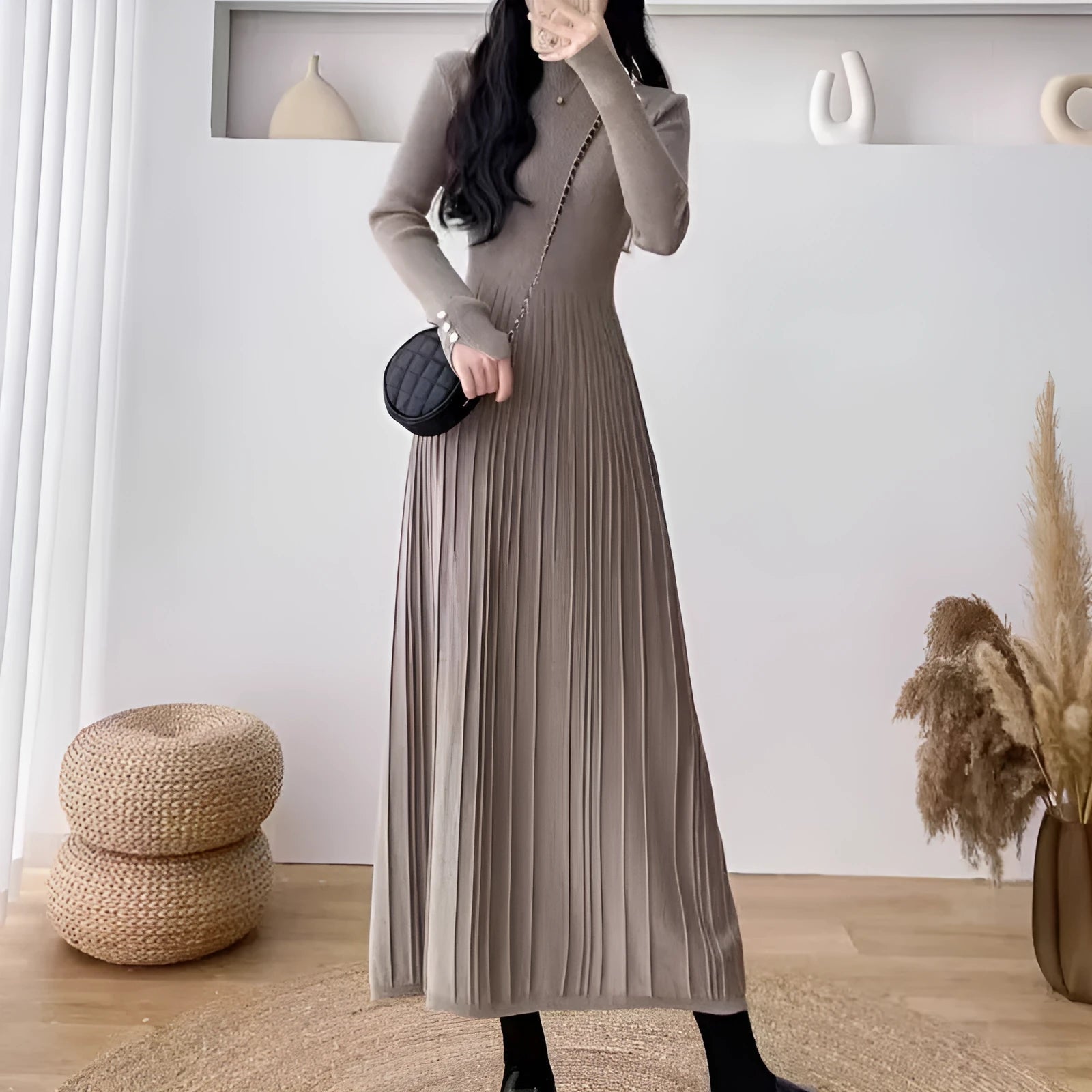Women's A-line mid-length skirt in acrylic polyester blend with high waist trimming design