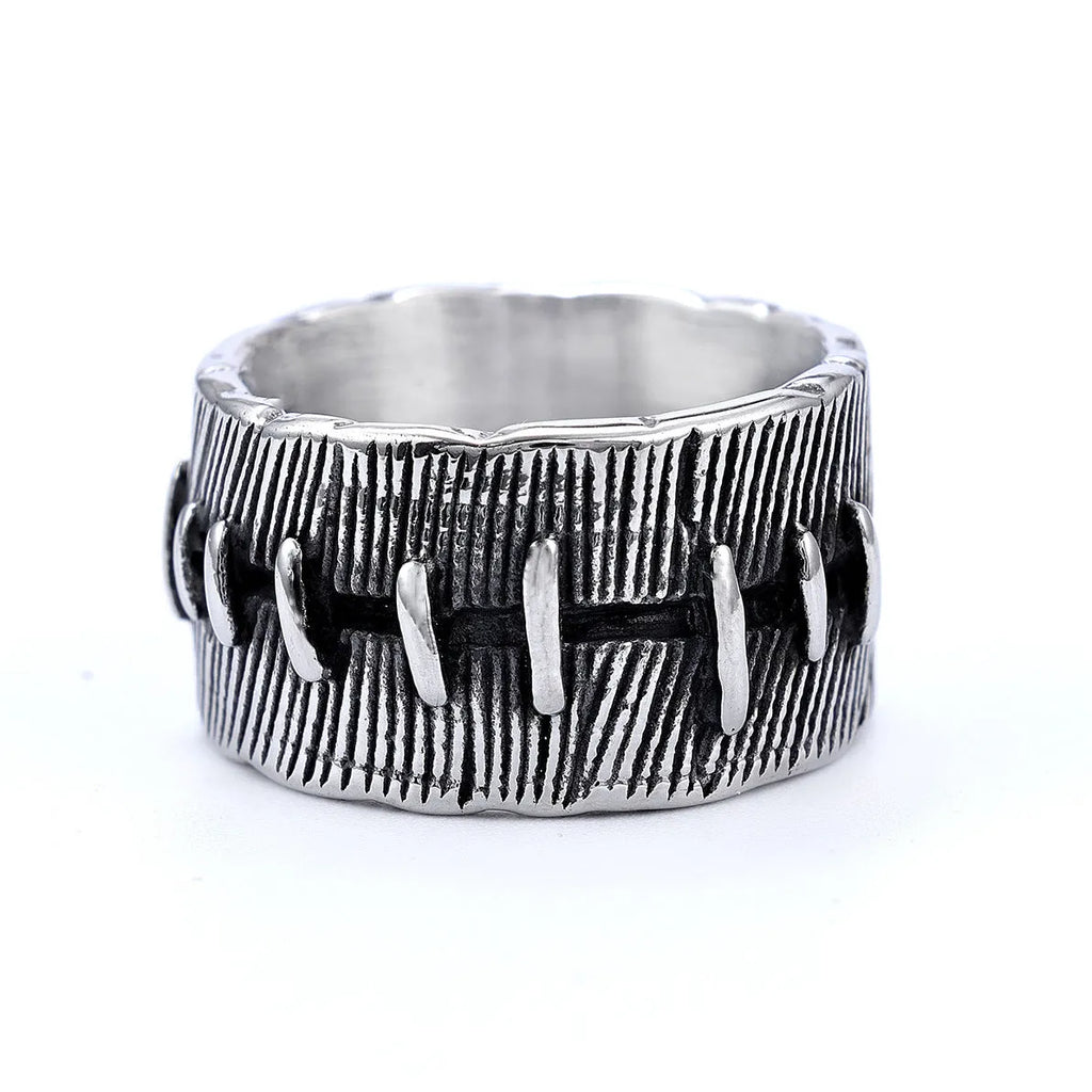 Titanium steel dark punk geometric U-shaped double ring in a retro colour on a size chart.
