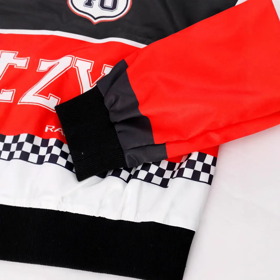 Women's loose casual jacket with geometric pattern design and zipper closure