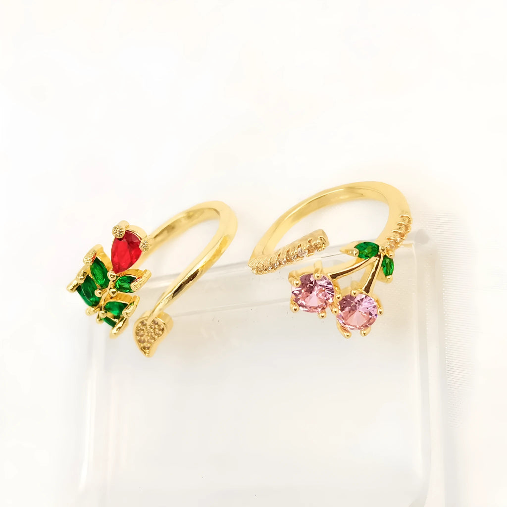 Women's geometric leaf open ring in gold plating with zircon accents on copper base