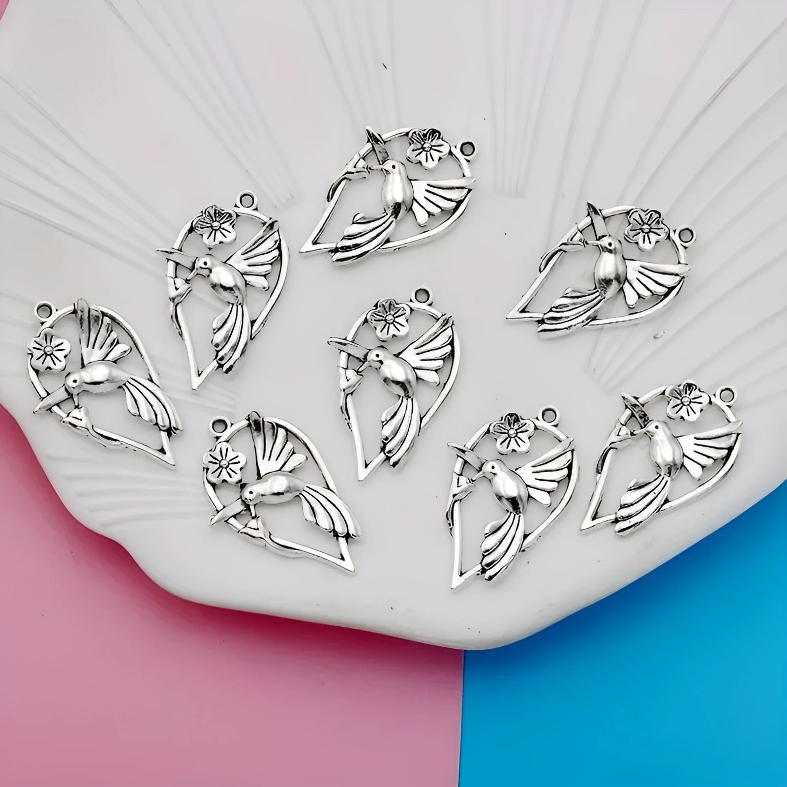Alloy magpie bird pendant with electroplated finish for DIY jewellery making