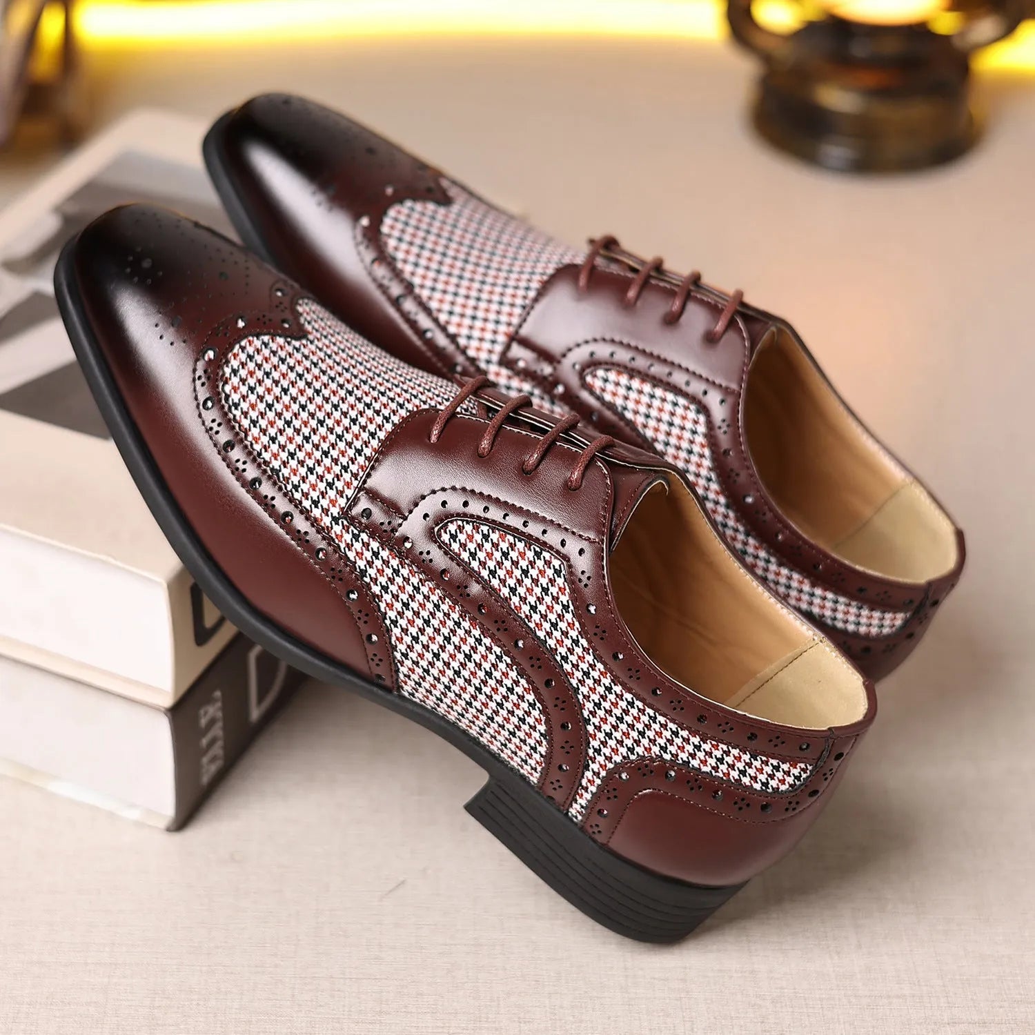 Men's casual leather shoes with imitation houndstooth plaid pattern, square toe, and front lace-up design