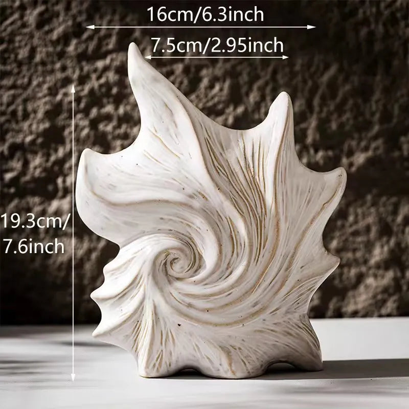 Ceramic vase with European retro style and coloured glaze finish in Hexi Li or Mo ni'an design