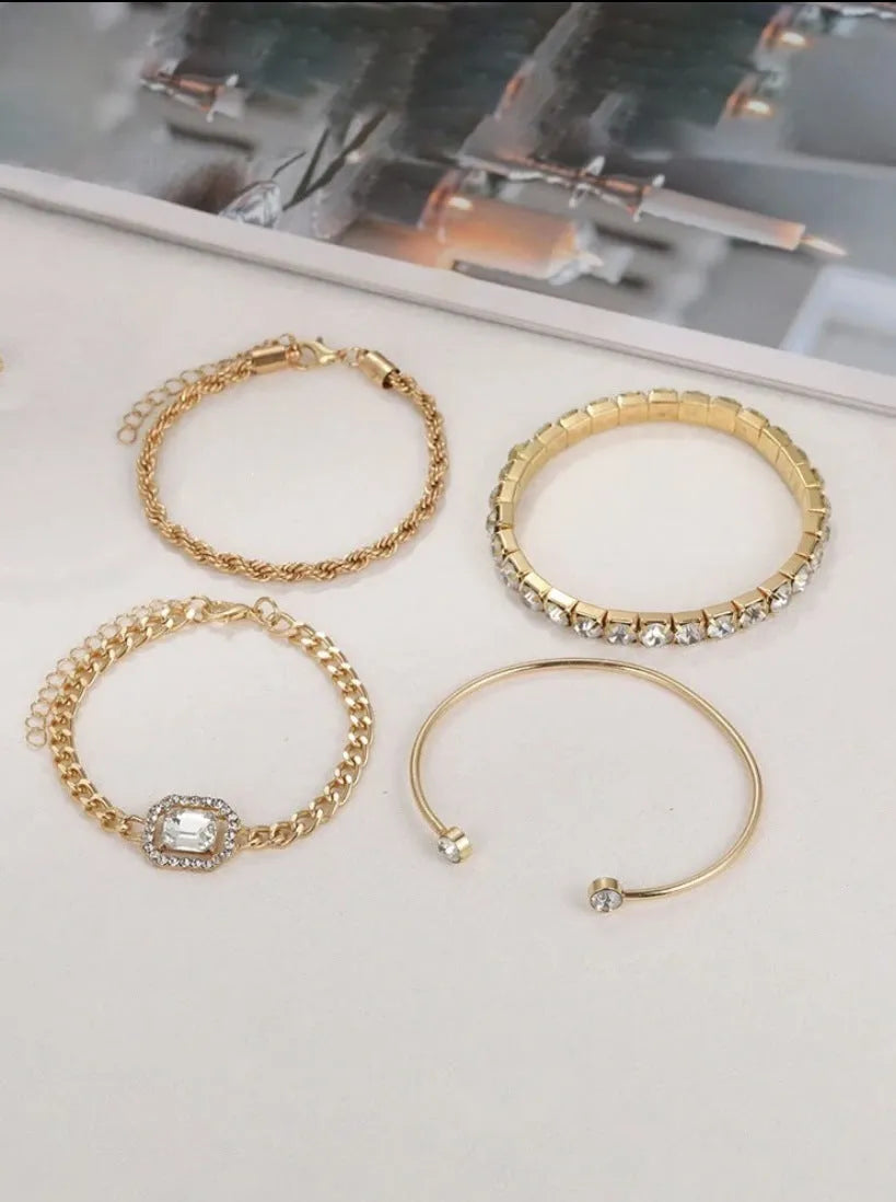 Retro geometric square diamond women's bracelet 4-piece set in gold or silver tone alloy metal