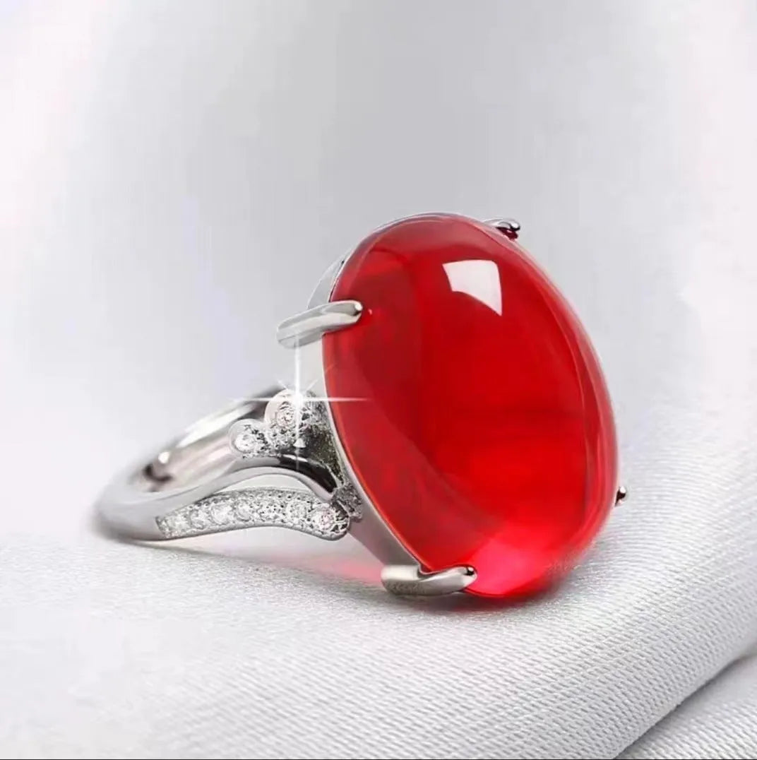 Adjustable natural sapphire ring with geometric ethnic pattern in alloy construction