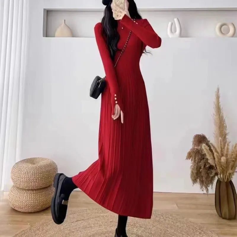 Women's A-line mid-length skirt in acrylic polyester blend with high waist trimming design