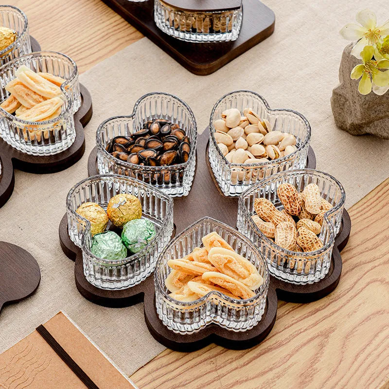 Glass retro style snack platter with heart-shaped lids in 2, 3, 4, or 5-grid configurations for fruit and dim sum.