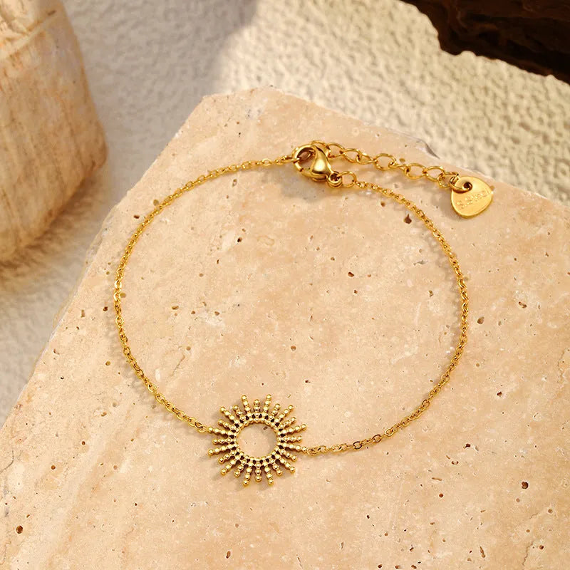 Sunflower Series women's jewellery set with geometric chain bracelet and necklace