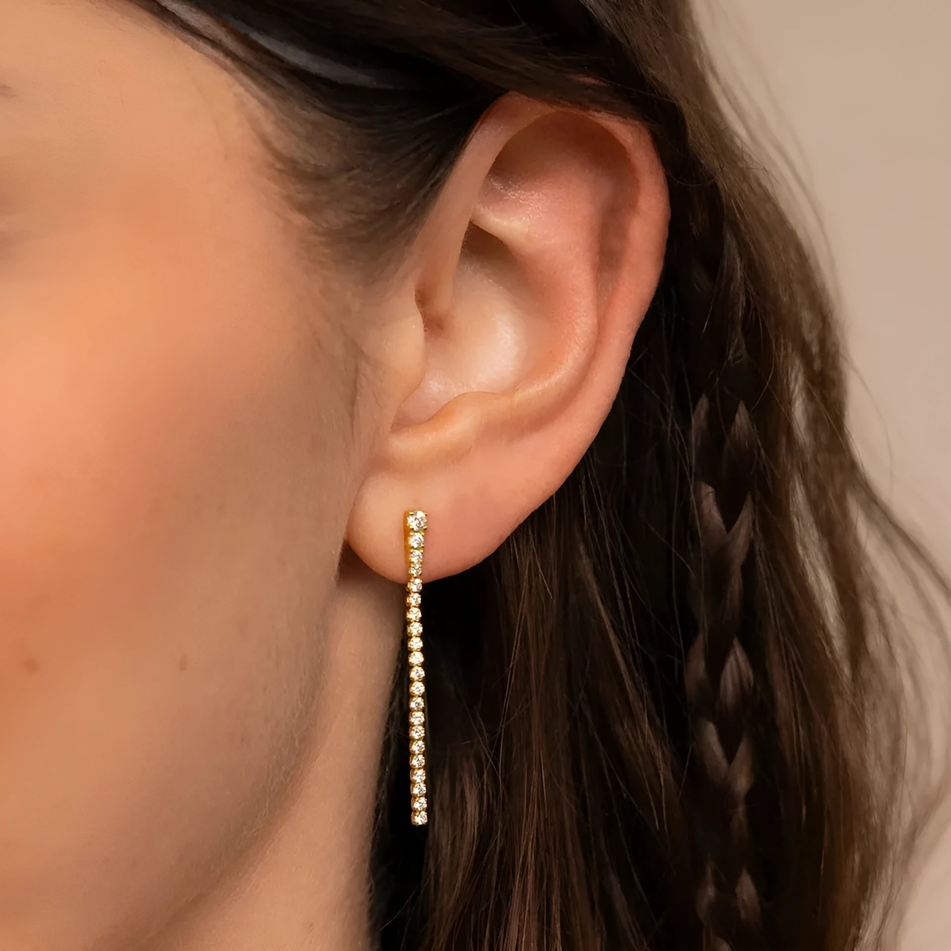 Geometric stainless steel earrings with zircon accents in gold or steel colour