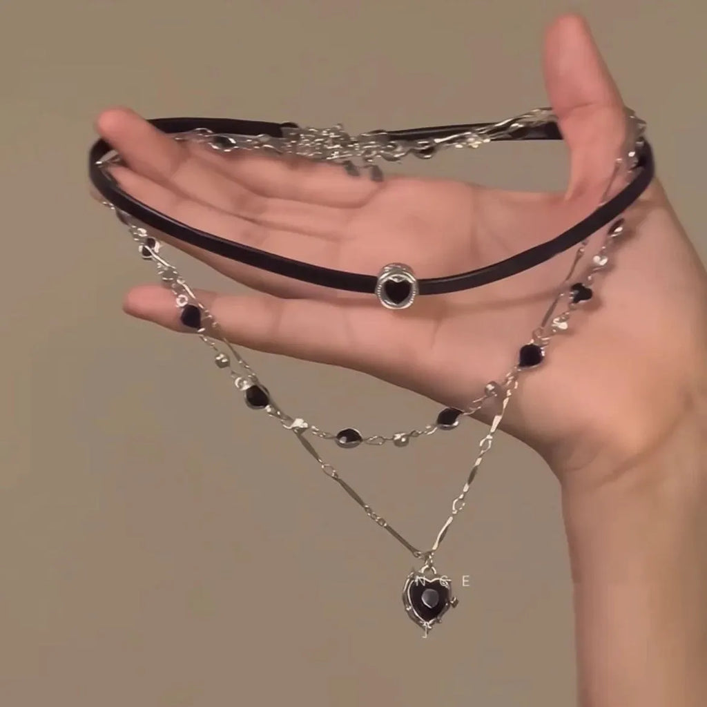 Women's multi-layer twin necklace with leather heart pendants on adjustable 41-50cm clavicle chain