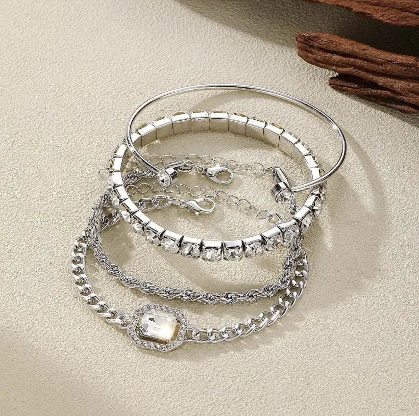 Retro geometric square diamond women's bracelet 4-piece set in gold or silver tone alloy metal