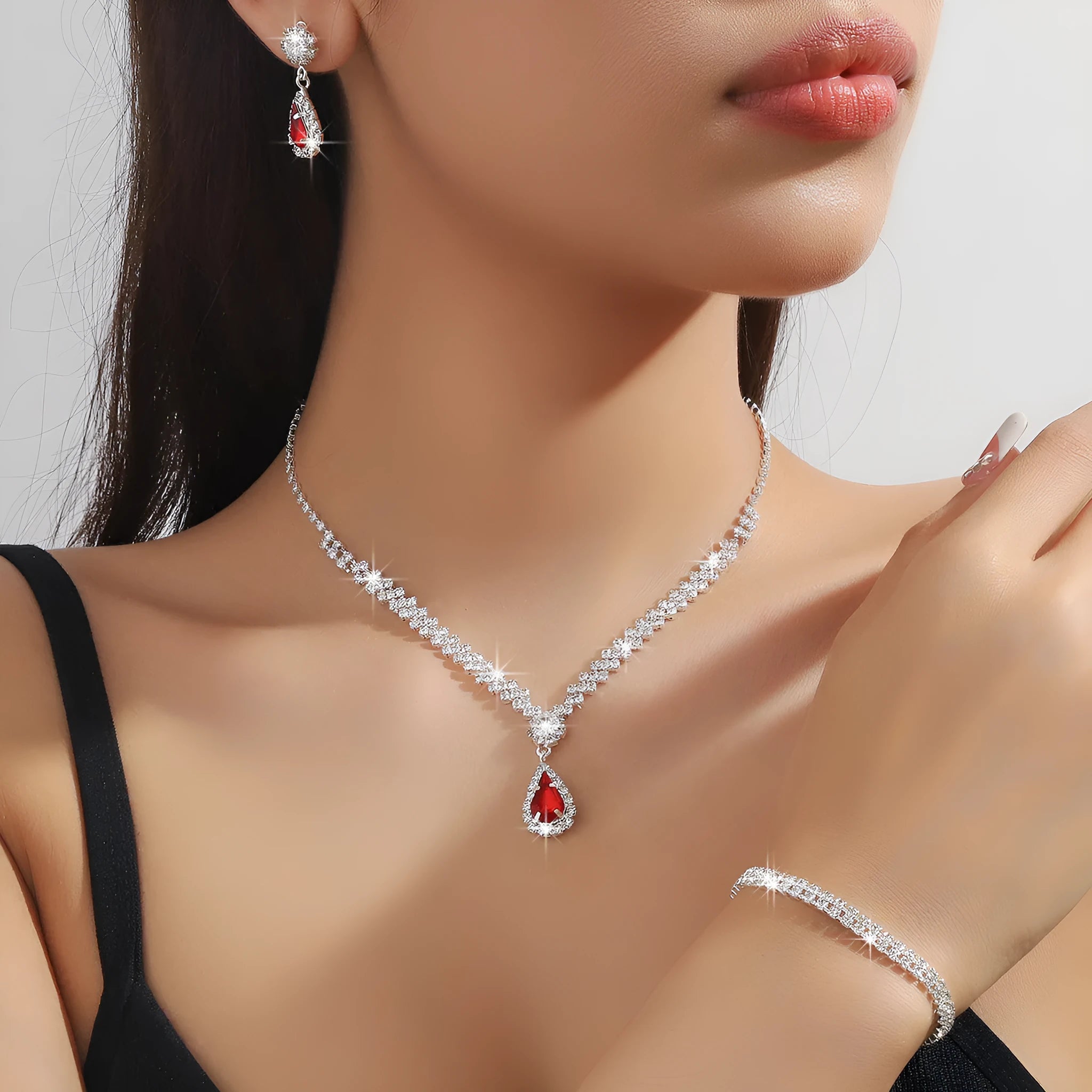 Claw chain rhinestone jewellery set with water drop design in multiple colour options