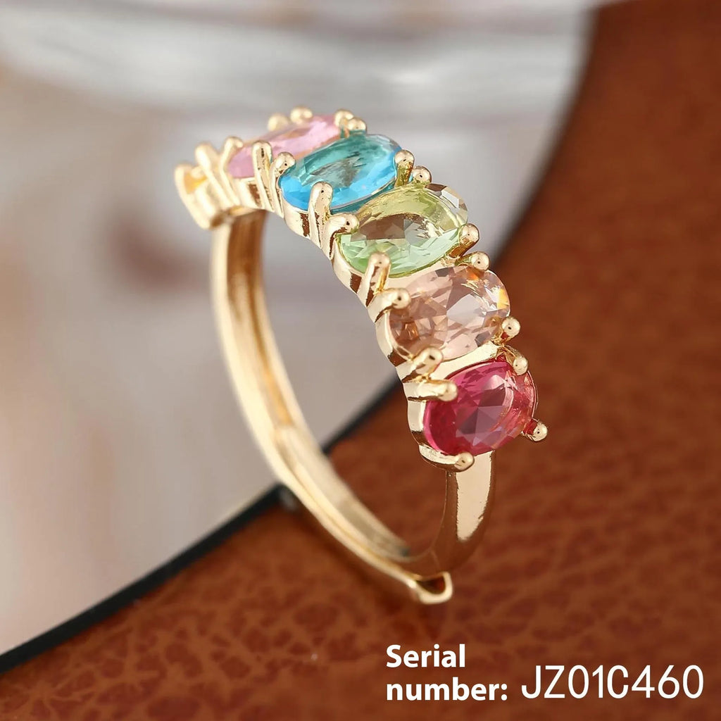 Women's adjustable gold-coloured zircon ring with simple retro design on copper band