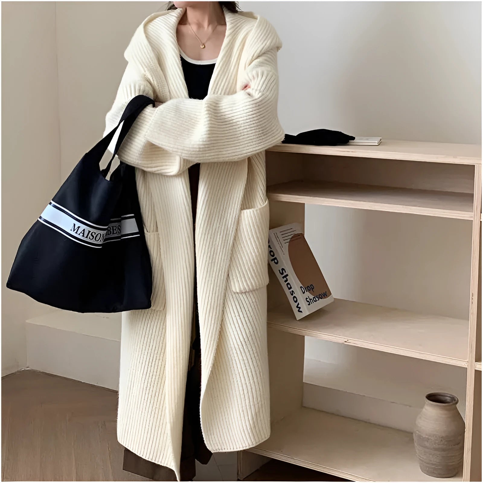 Loose hooded sweatshirt cardigan coat with raglan sleeves in acrylic fibre